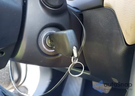 2025 Toyota Rav4 Le z USA, uszkodzony, nr VIN 2T3H1RFV2SW412555